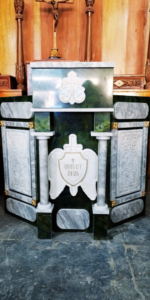 Ambão em Mármore Vitória Régia, Kronos e Carrara Italiano